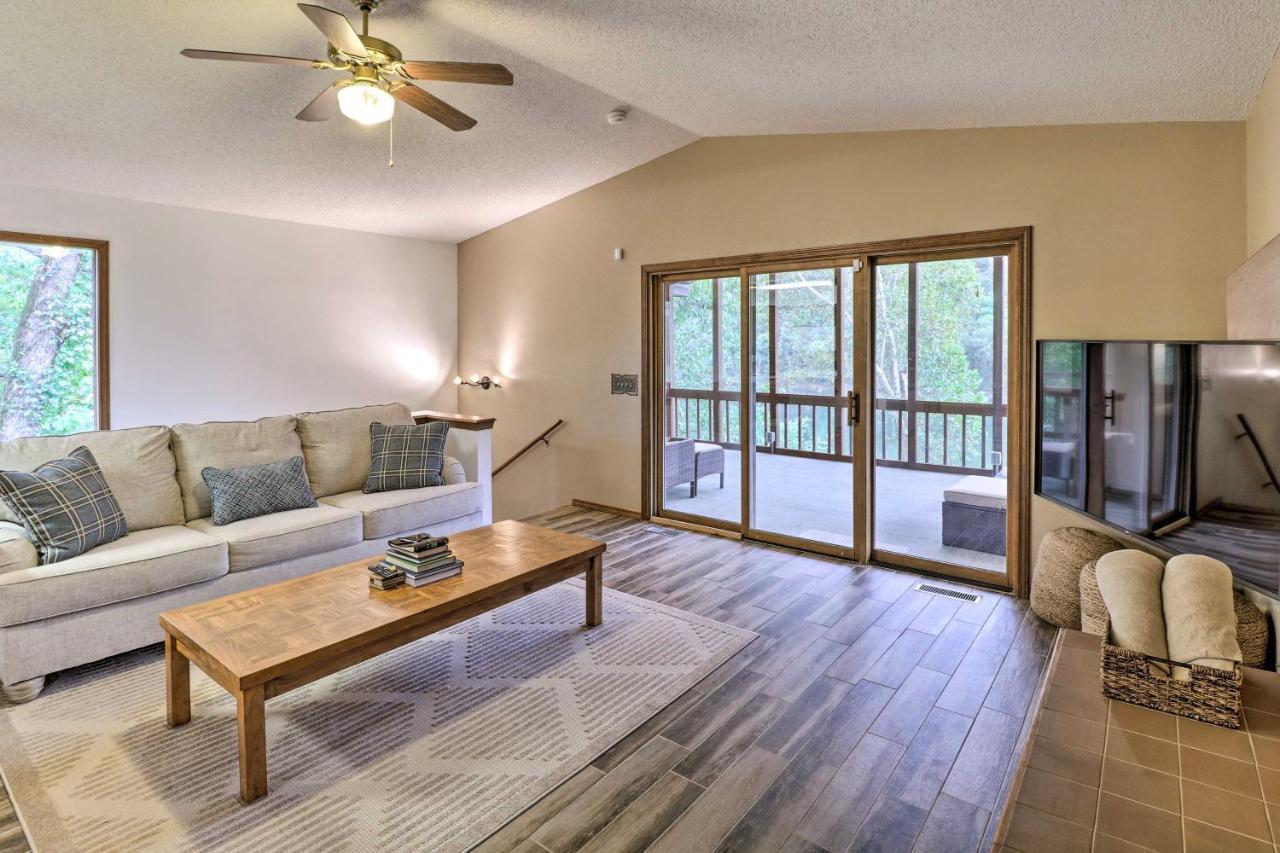 Private Norfork Home With Decks And River Access! المظهر الخارجي الصورة